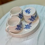 ست کامل سرویس آشپزخانه سرامیکی مدل کلاسیک با طرح گل‌های رز و سینی اختصاصی - تصویر 7