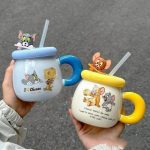 ماگ درب‌دار نی‌دار فانتزی طرح تام و جری – مدل “Be Happy / I Love Cheese” - تصویر 3